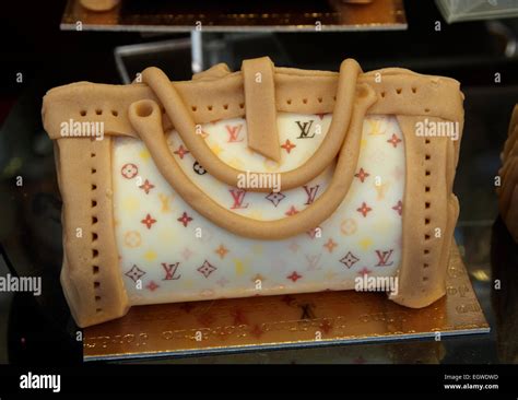 louis vuitton bakery paris